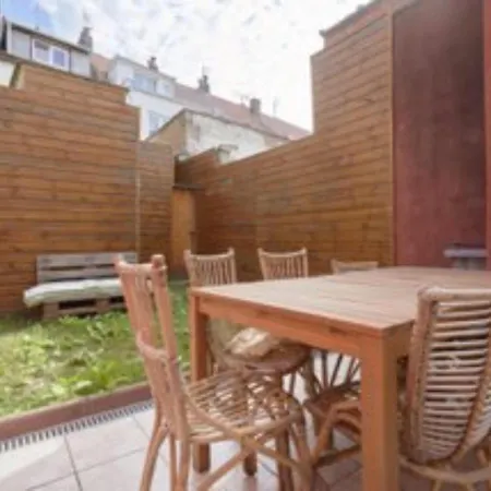 Maison Spa Jardin Petit Dejeuner Holiday home